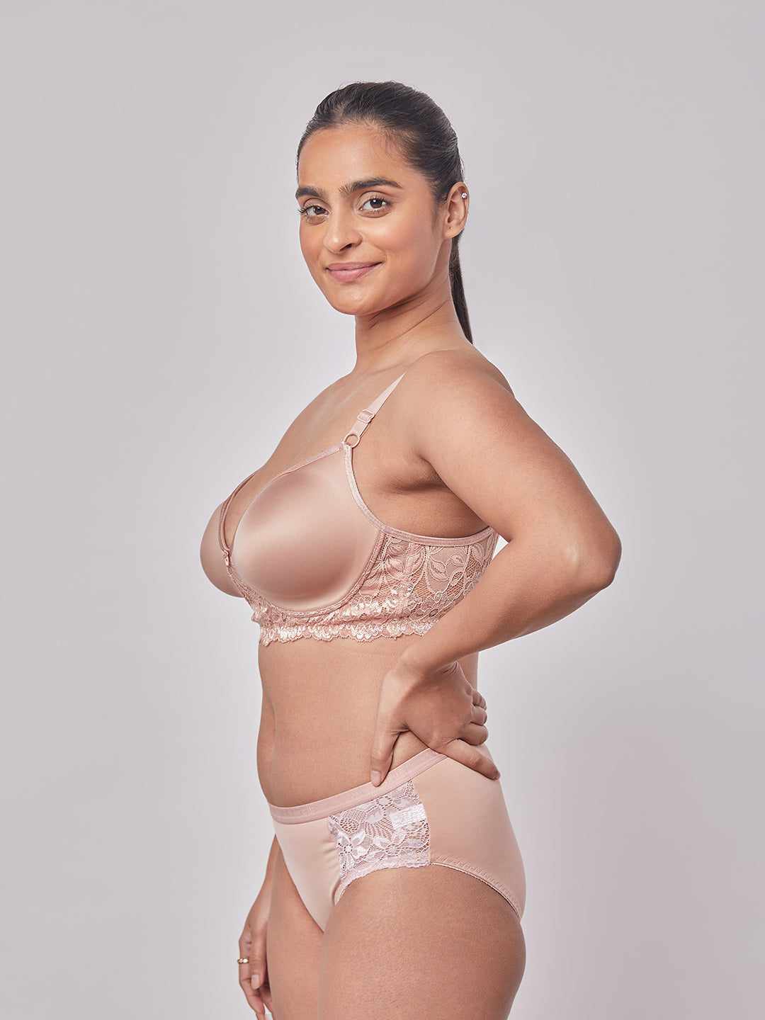 Erotic Wireless Cups Fancy Lace Set | M-6604